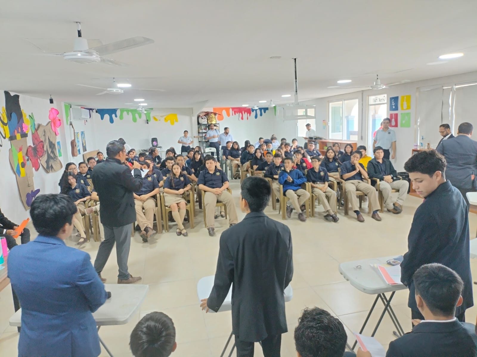 Ceremonia con alumnos del colegio